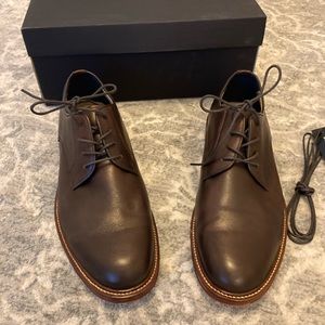 Banana Republic Brown Leather Oxfords
